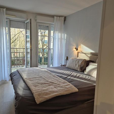 Appartement Cosy Pres Du Rer شيسي المظهر الخارجي الصورة