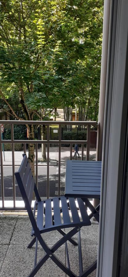 Appartement Cosy Pres Du Rer شيسي المظهر الخارجي الصورة