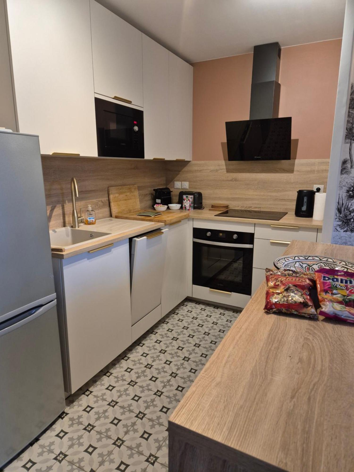 Appartement Cosy Pres Du Rer شيسي المظهر الخارجي الصورة